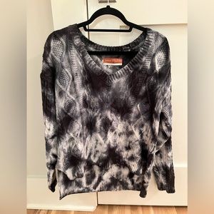 Anthropologie PILCRO brand size small blue tie dye sweater